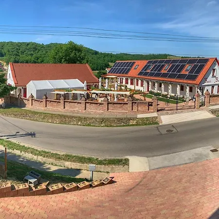 Beck's Borveranda Bed & Breakfast
